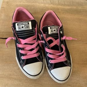 Girls Converse Slip On Sneakers Pink and Black Size 3
